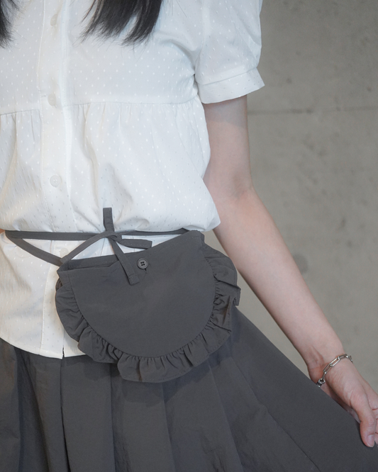 (SAMPLE SALE) Pleated Skirt with frill pouch (Charcoal)